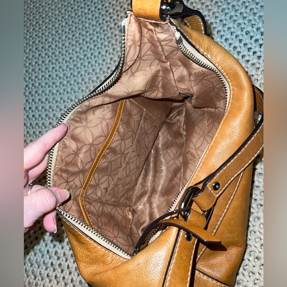 Fossil Medium Size Hobo Leather Bag - Picture 12 of 15